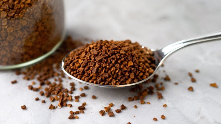 How Much Caffeine Is in a Tablespoon of Instant Coffee